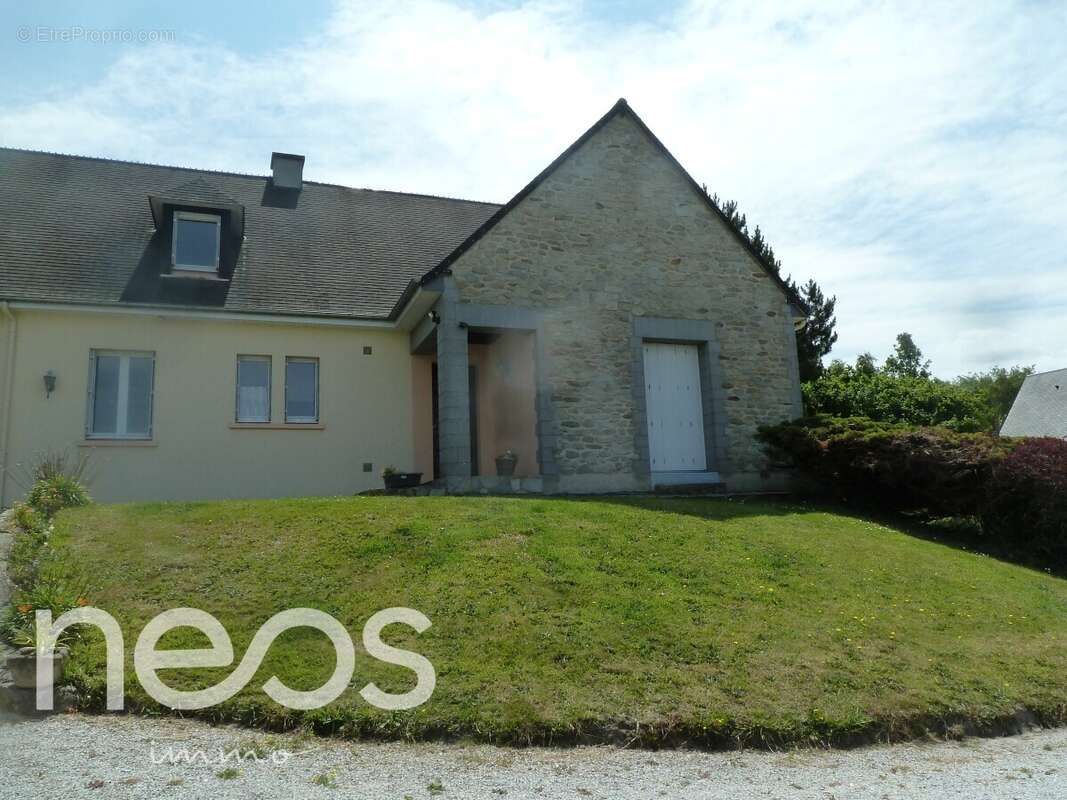 Maison à TOURLAVILLE