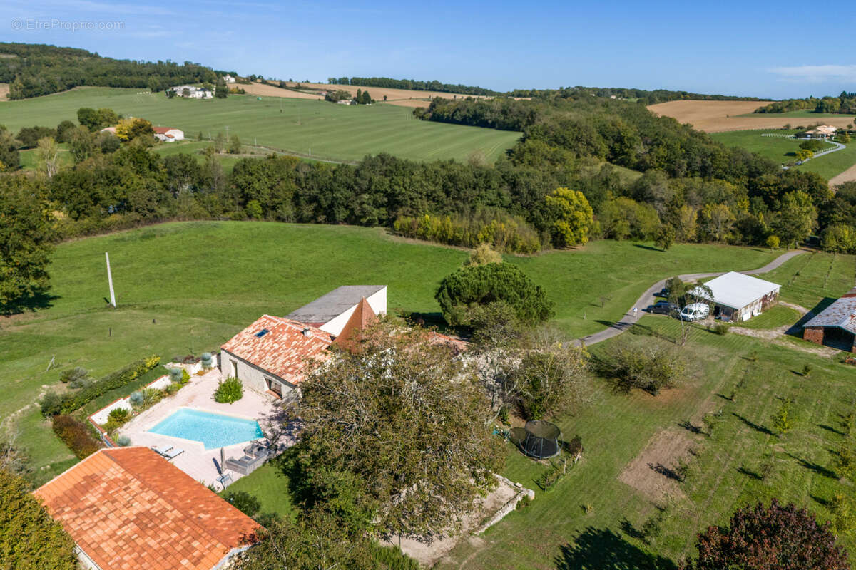 Maison à MONFLANQUIN