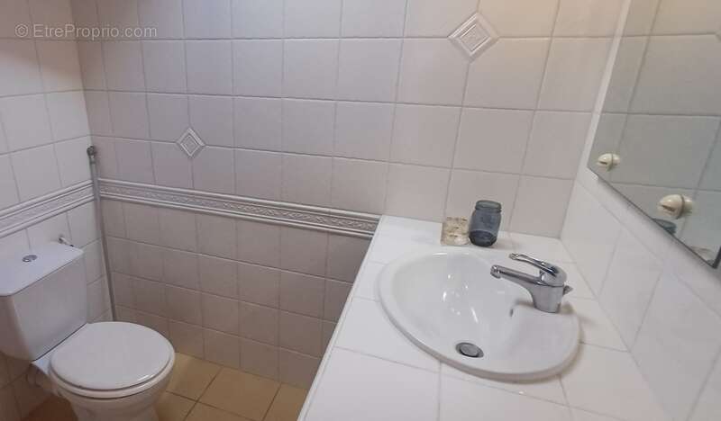 Maison à ROULLET-SAINT-ESTEPHE