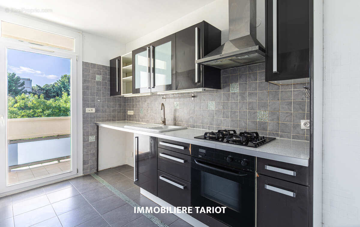 Appartement à MARSEILLE-12E