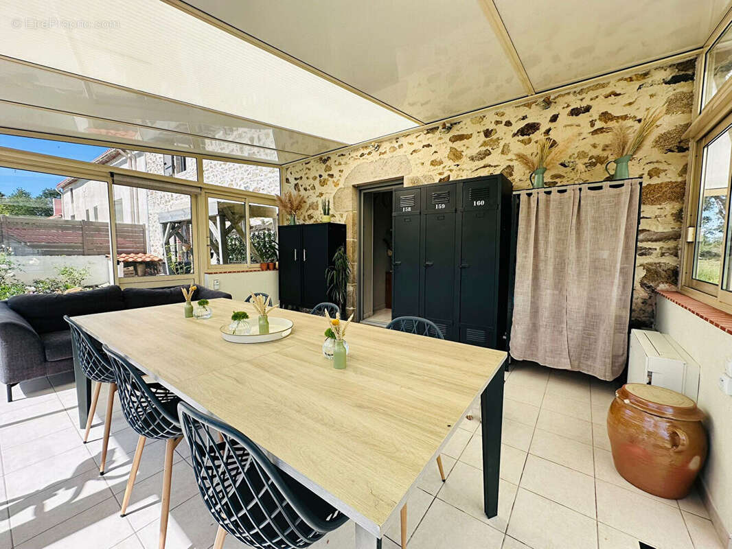 Maison en pierre 138 m2 - photo 5