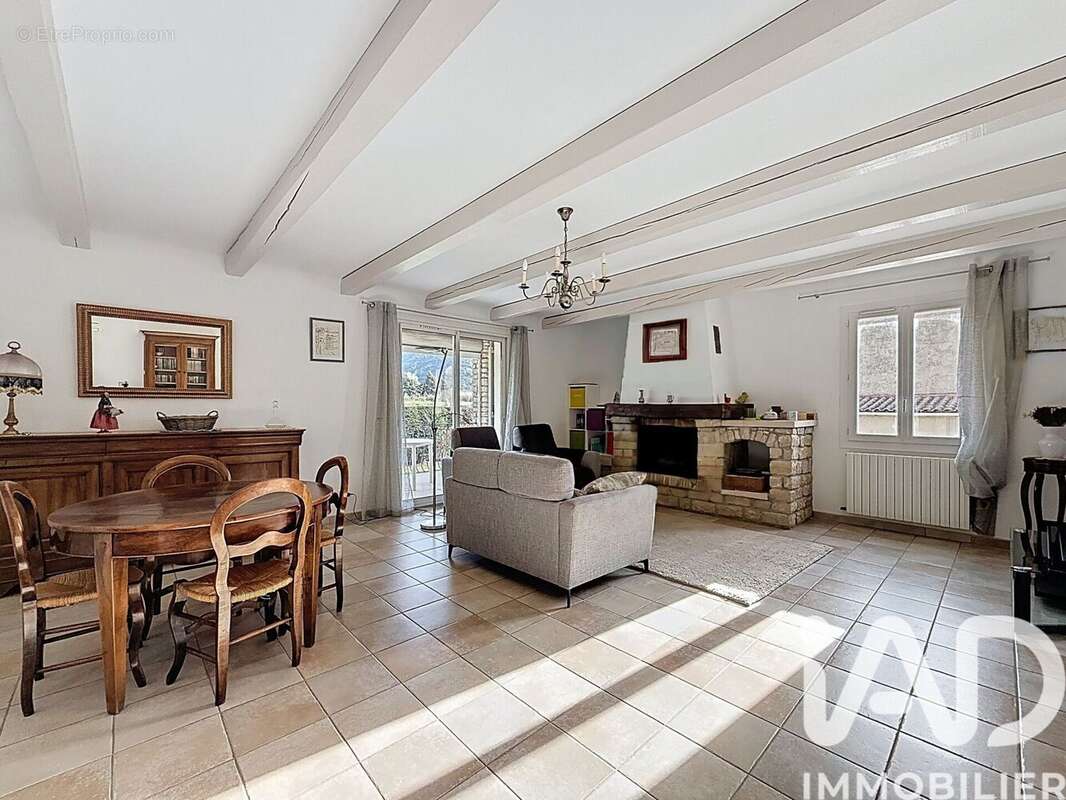 Photo 5 - Maison à ROBION