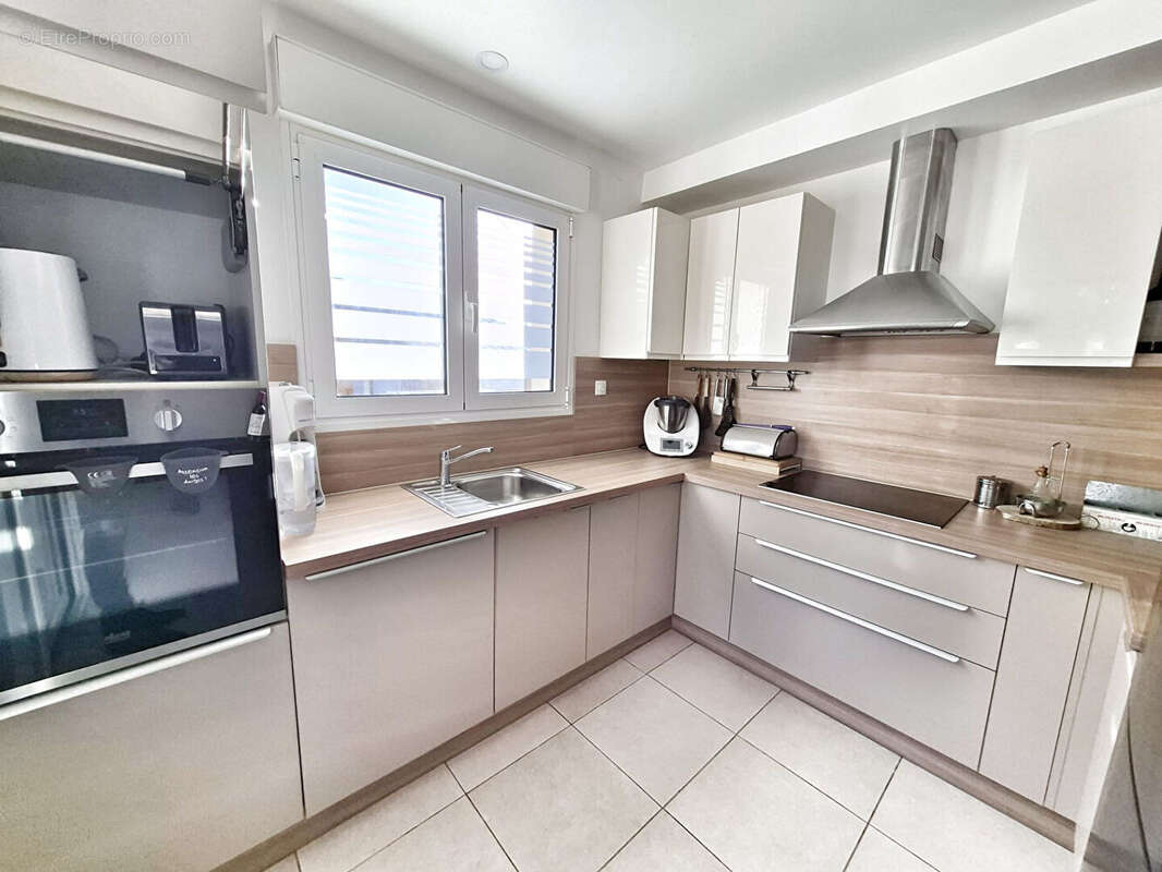 Maison à MERY-SUR-OISE