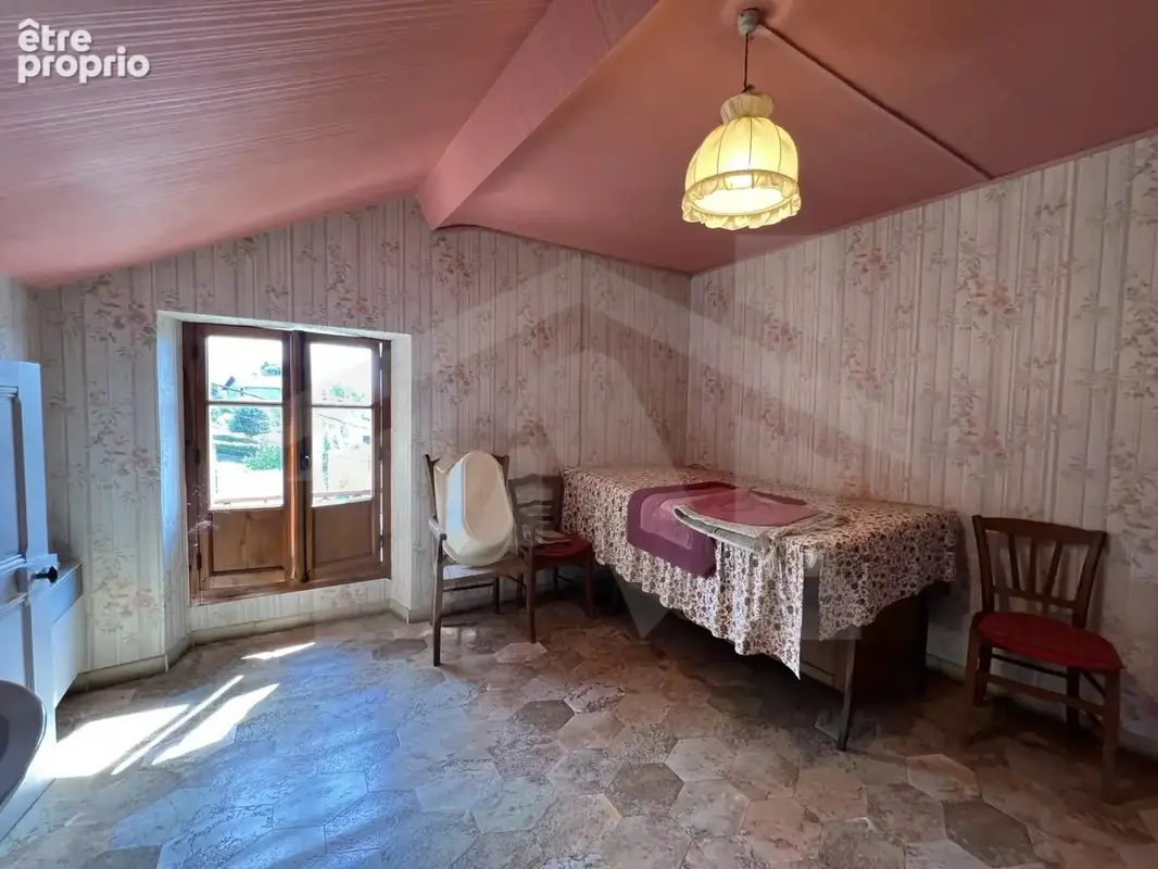 Maison de caractère à rénover + terrain constructible -- Sain - photo 17