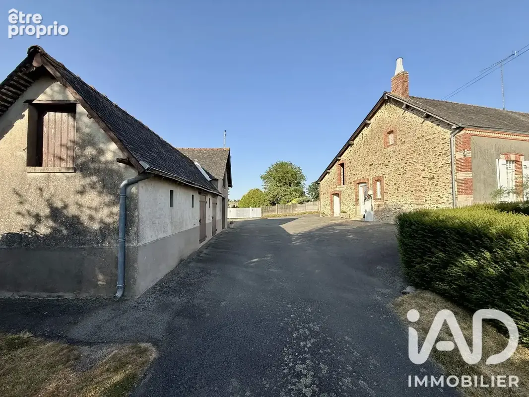 Photo 1 - Maison à COSSE-LE-VIVIEN