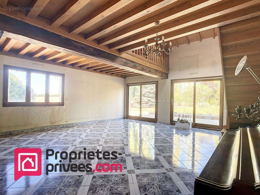 Maison 9 pièces et dépendances - photo 4