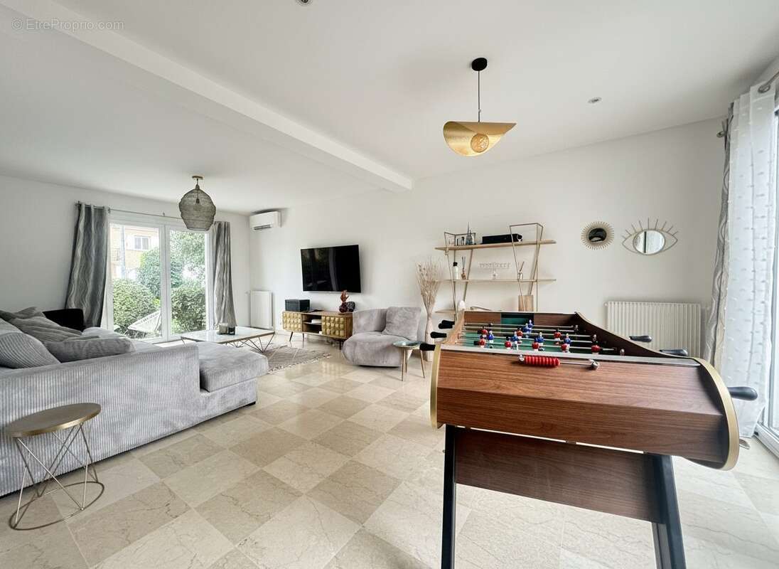 Maison à MAISONS-ALFORT