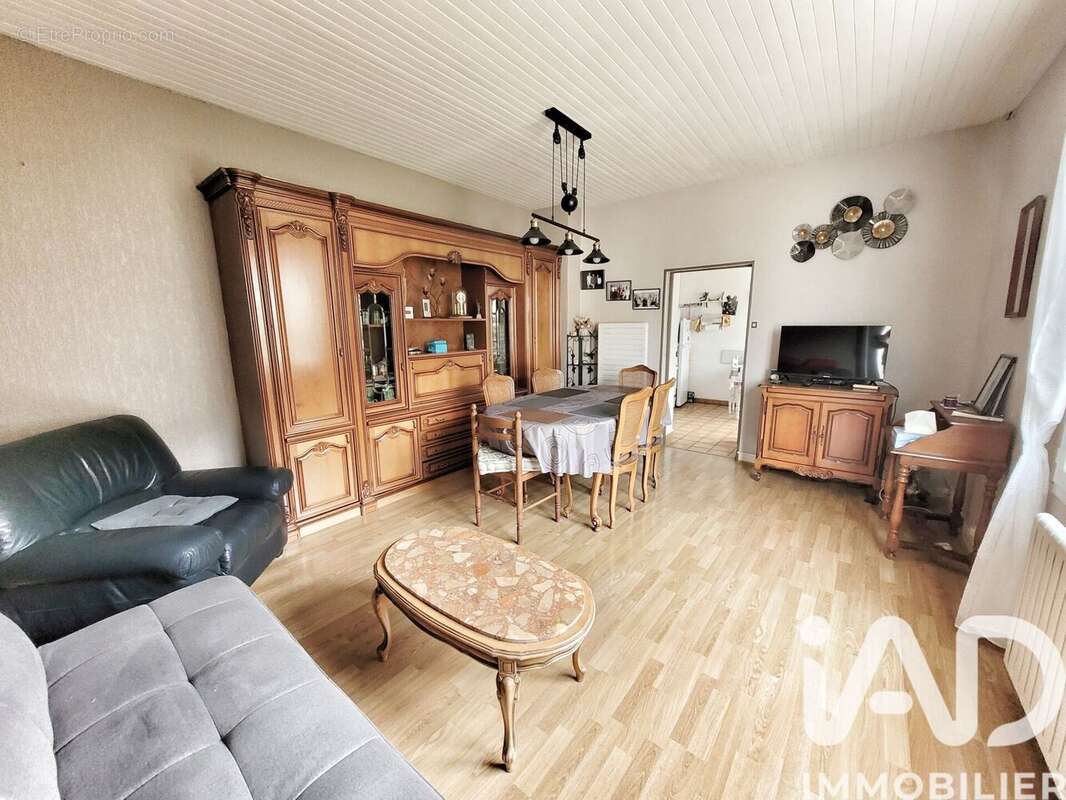 Photo 7 - Appartement à SAINT-MARTIN-DE-VALAMAS