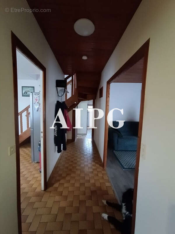 Maison à MUR-DE-BRETAGNE