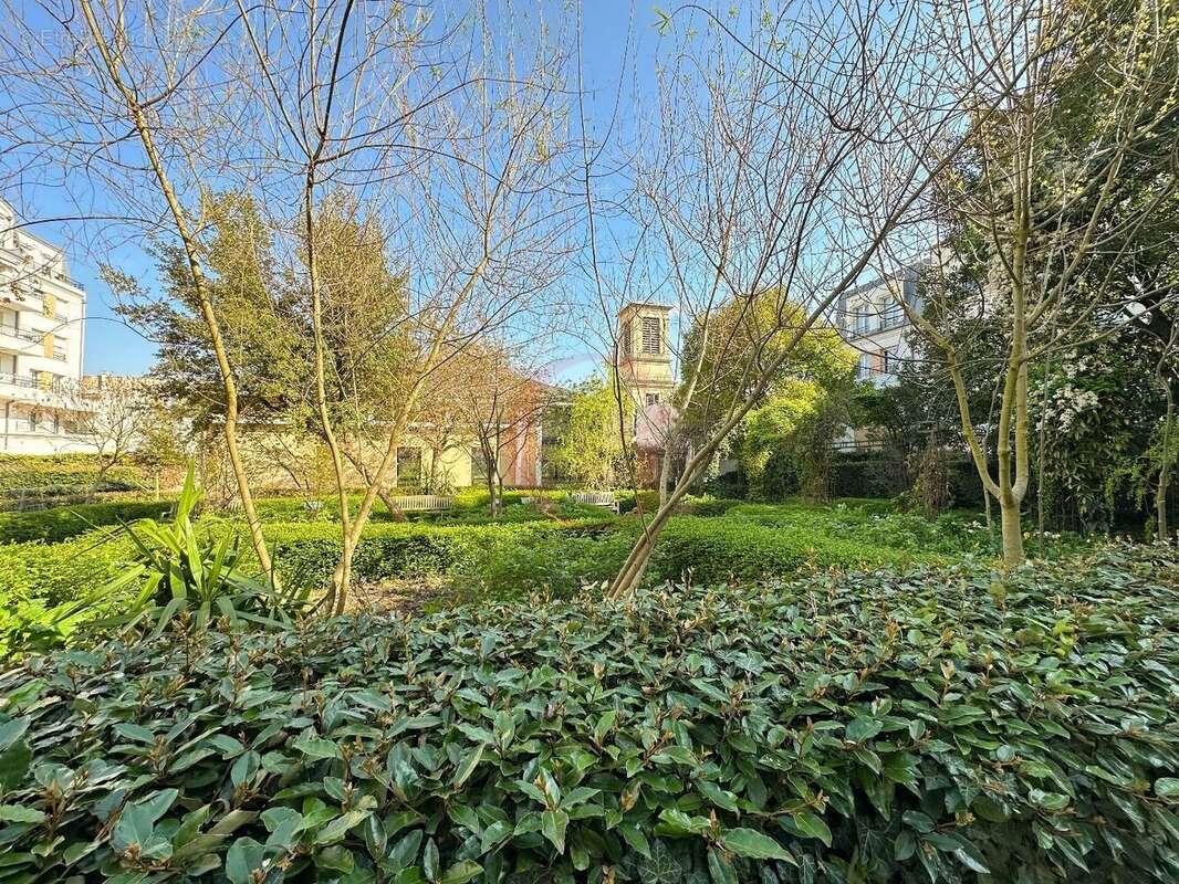 Appartement à BOURG-LA-REINE