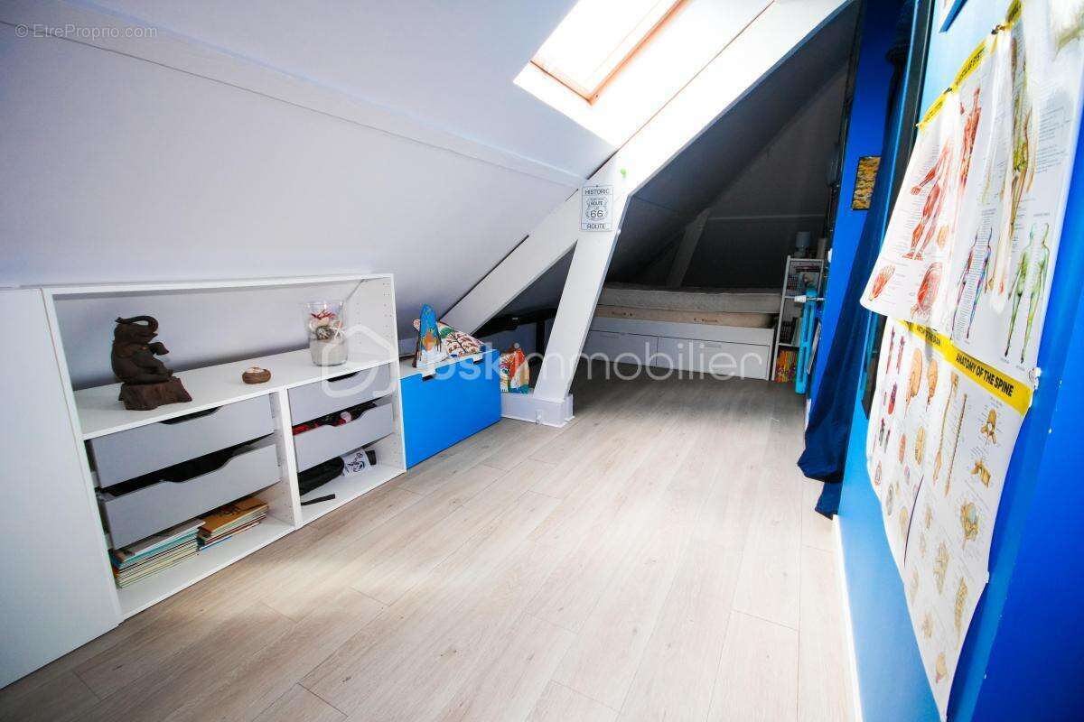 Maison à VAIRES-SUR-MARNE