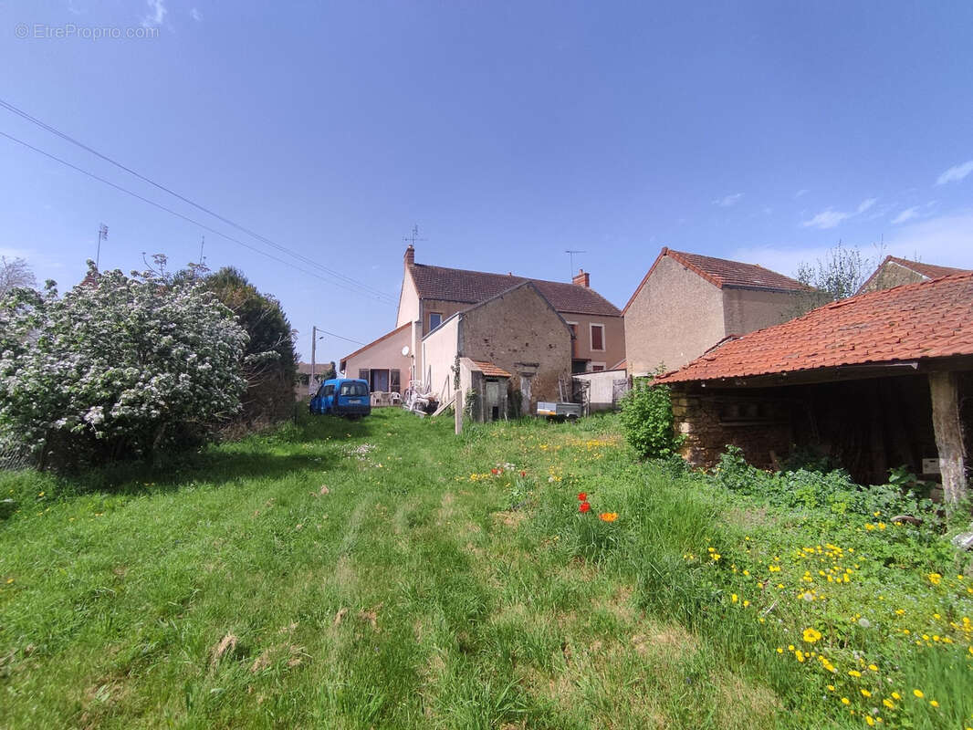 Maison à CHATEAUMEILLANT