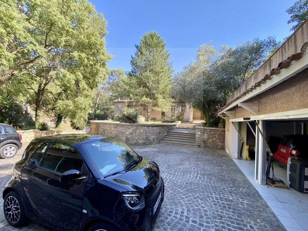 Maison à AIX-EN-PROVENCE