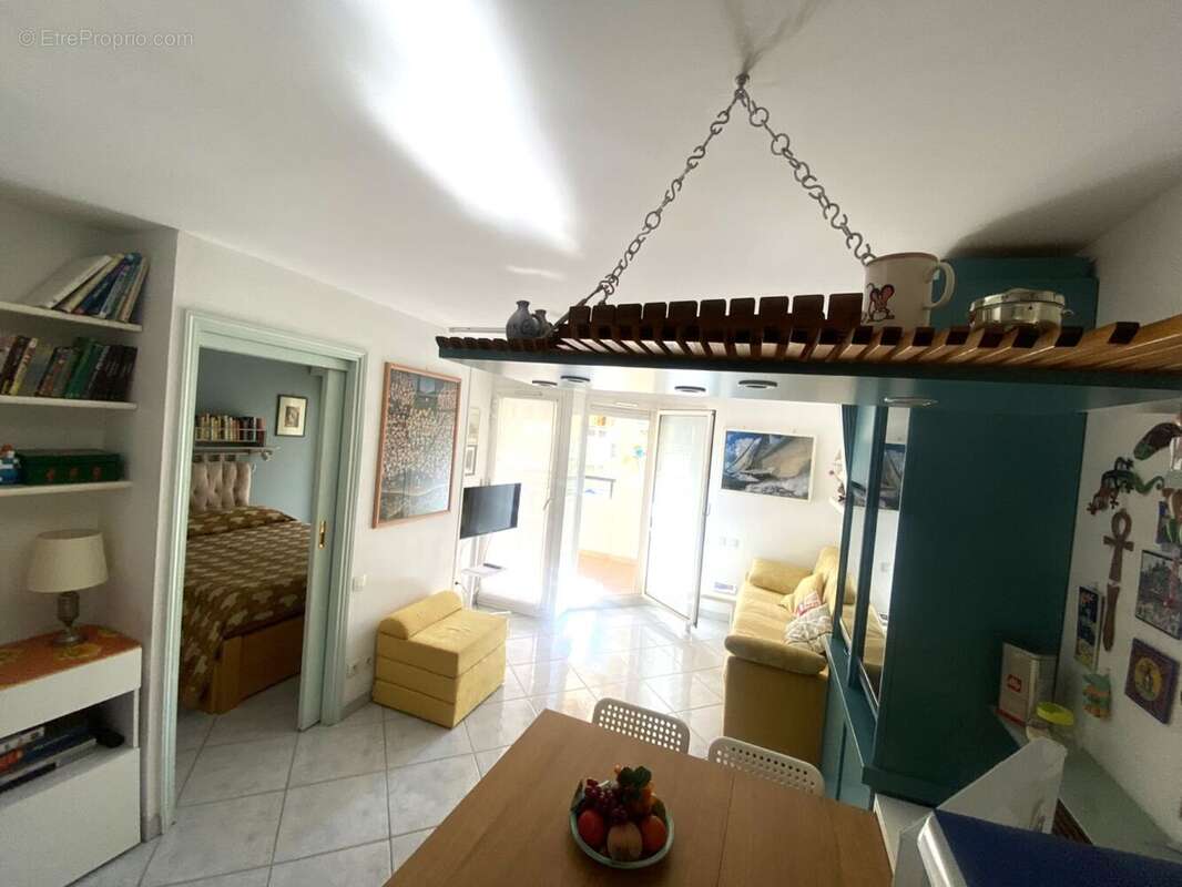 Appartement à MENTON