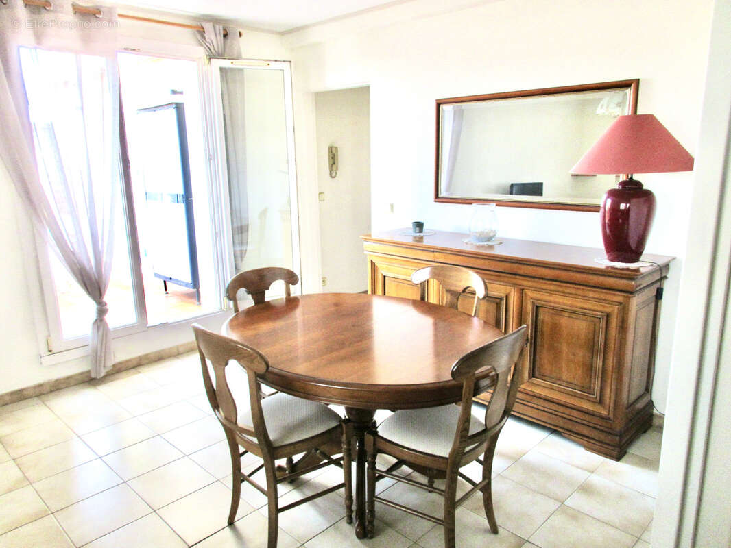 Appartement à MARSEILLE-8E