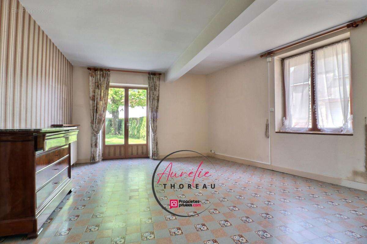 Maison, grange, dépendances, 5 chambres - photo 12