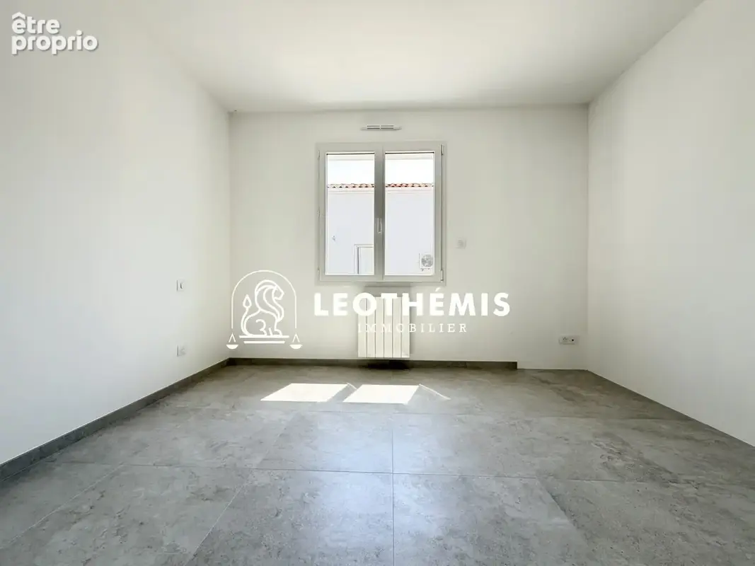 Maison 96 m² à Saint-Sulpice-De-Royan  - photo 9
