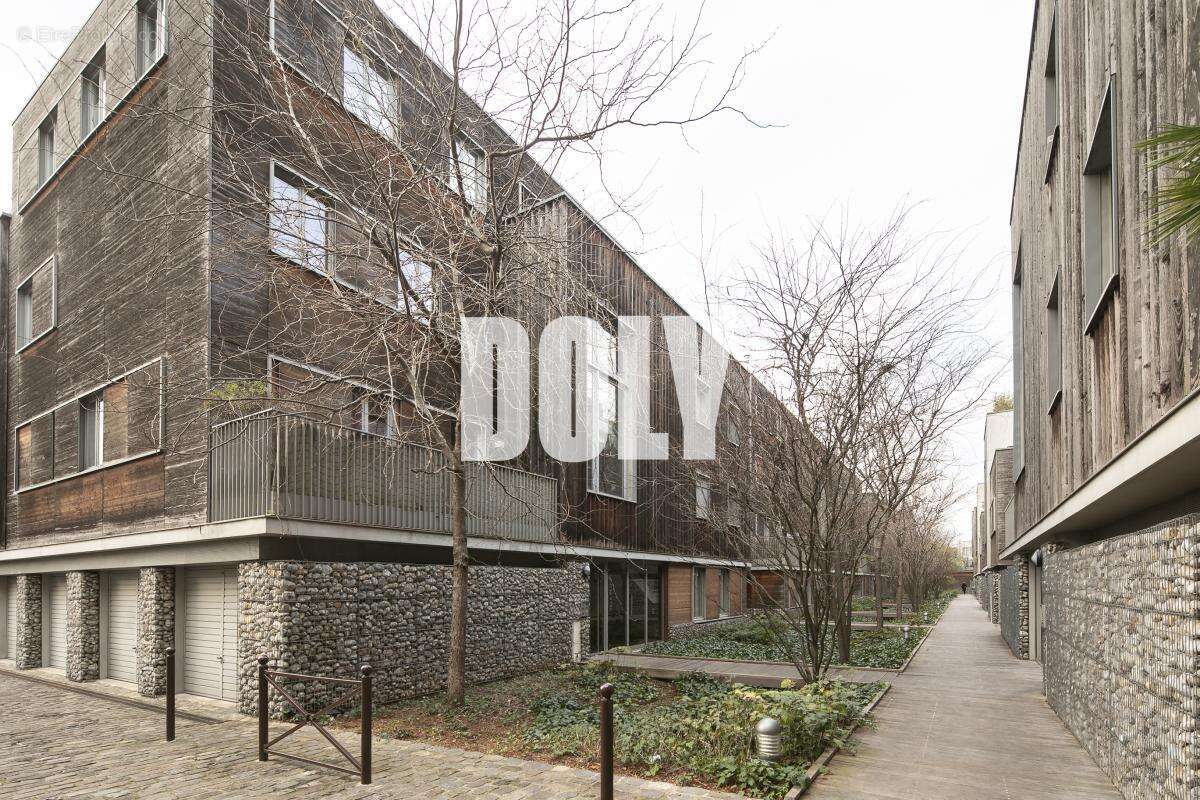 Appartement à PARIS-20E