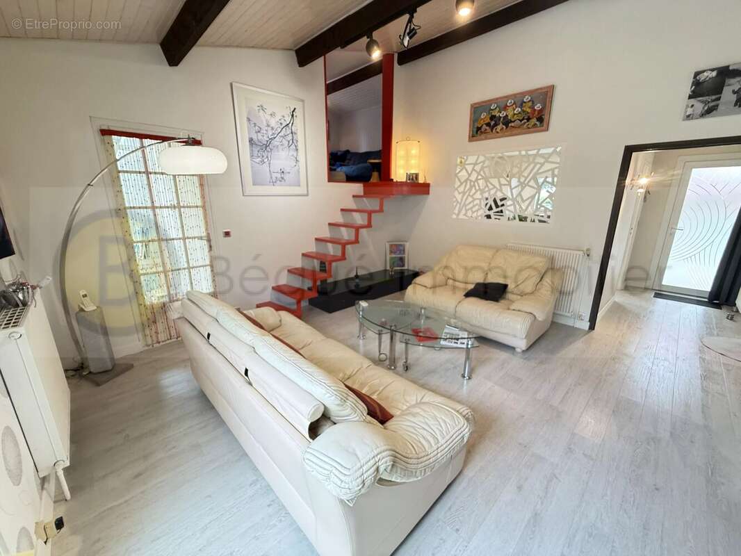 Maison T5 au coeur de la commune de Brax - photo 3