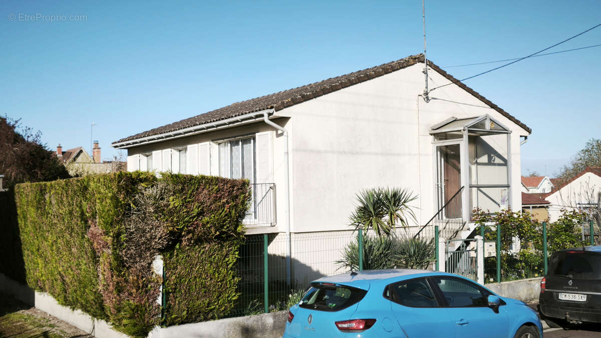 Maison à LES NOES-PRES-TROYES