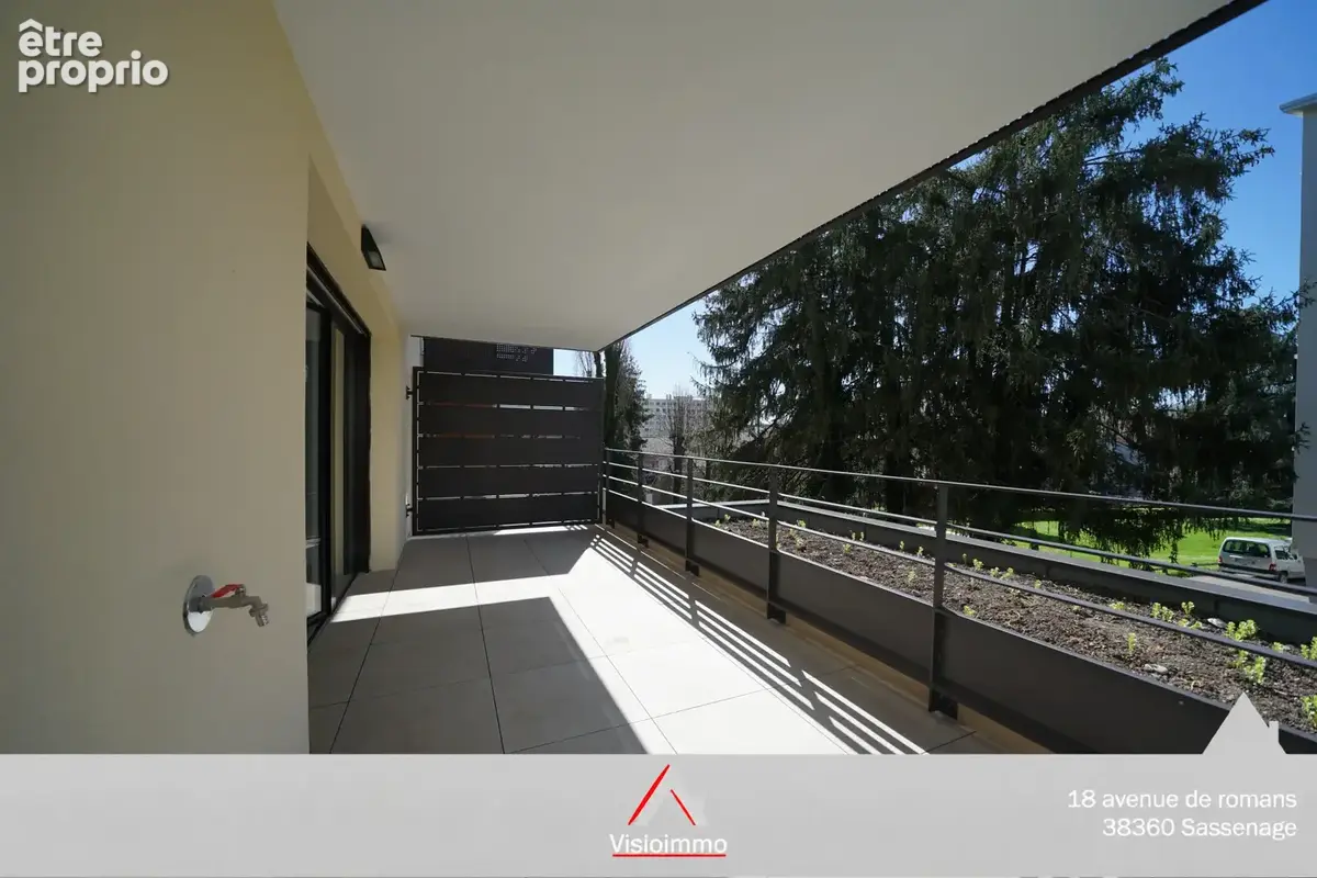 Appartement t3 de 65 m2 + balcon-terrase de 31 m2 dans petite residence - photo 2