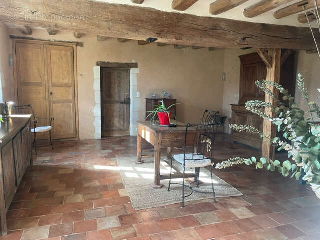 Maison à CONDE-SUR-HUISNE