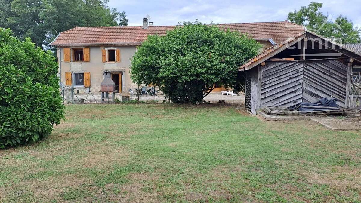Maison à LA BATIE-MONTGASCON