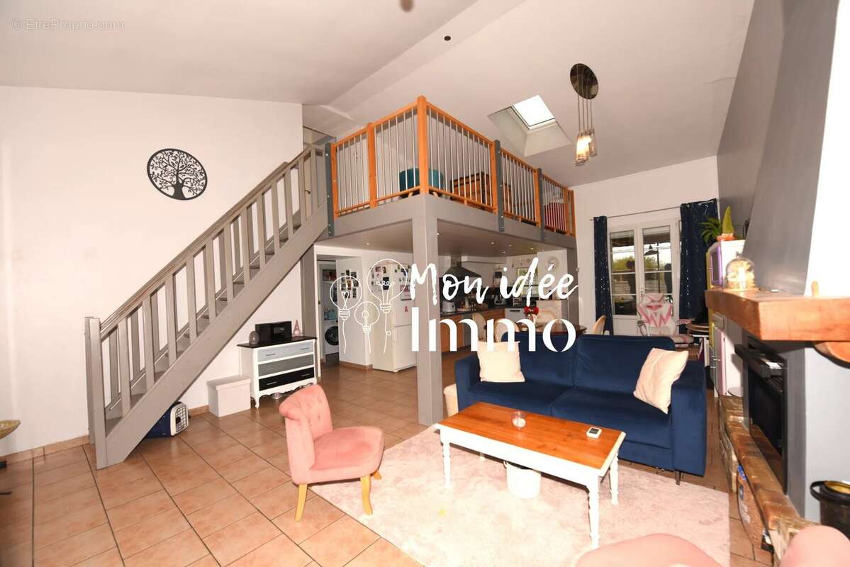 Maison à LE LANDREAU