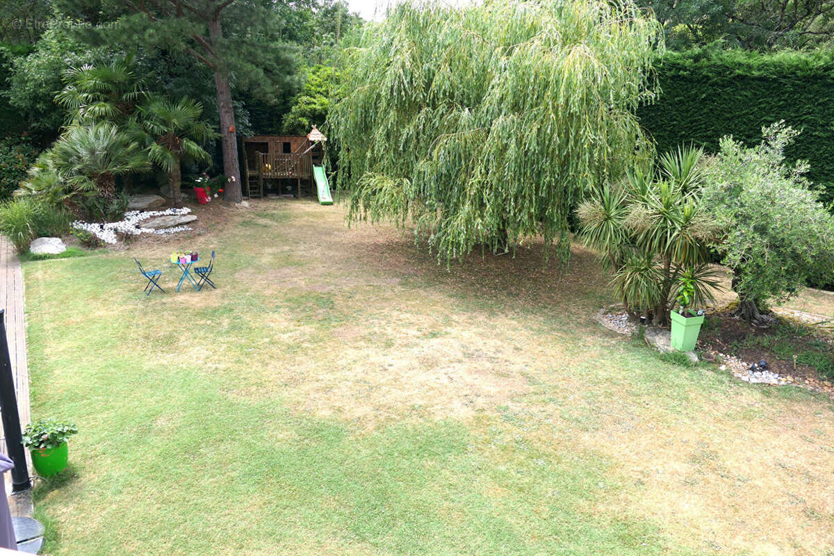Propriété de 196 m2 - 4 Chambres - Piscine - Les Sorinieres - photo 15