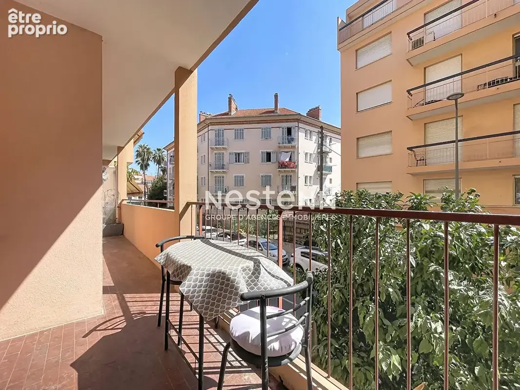 Golfe-Juan - 2 Pièces - 48m² - Plage 3min - Cave - Rénové - photo 8