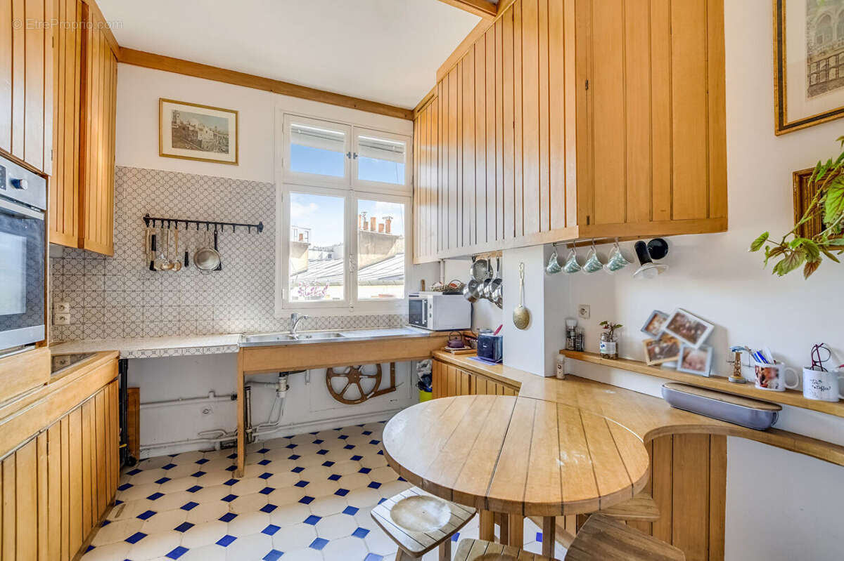 Appartement à PARIS-19E