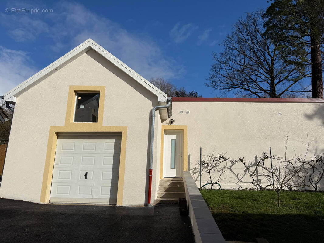 Maison à SCY-CHAZELLES
