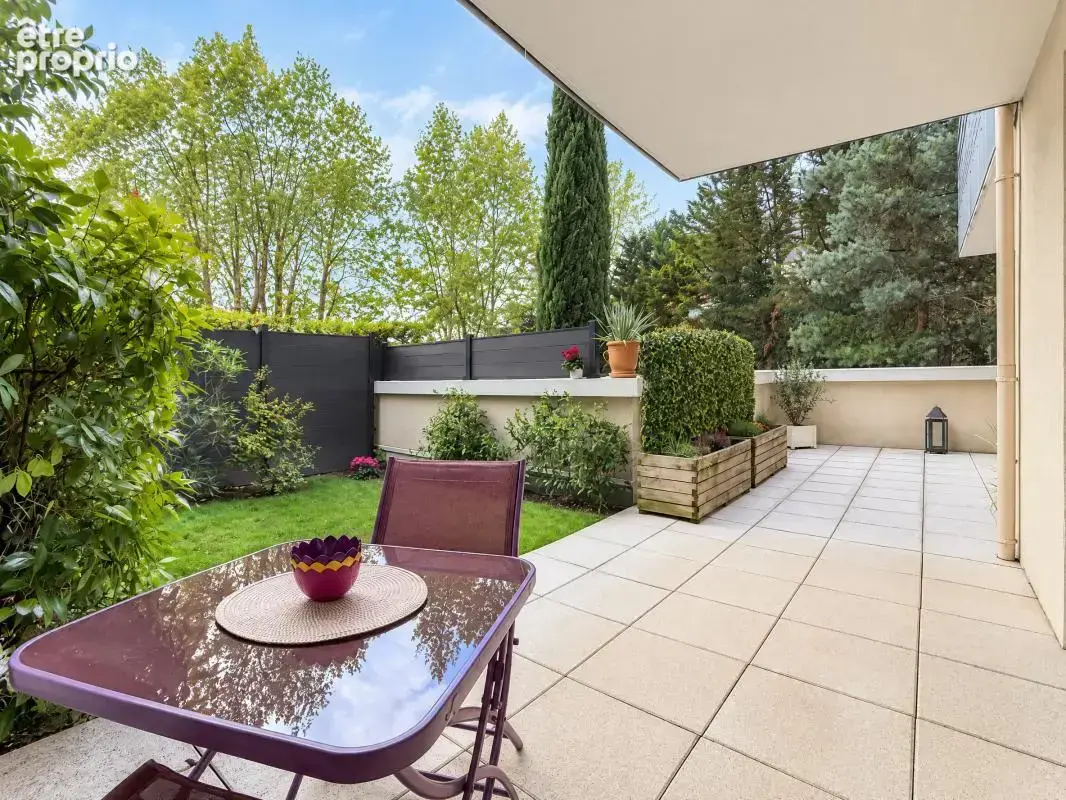 Appartement - Rez de jardin - 2 Chambres - Terrasse - Jardin - Garage en sus - Proche commodités - photo 3