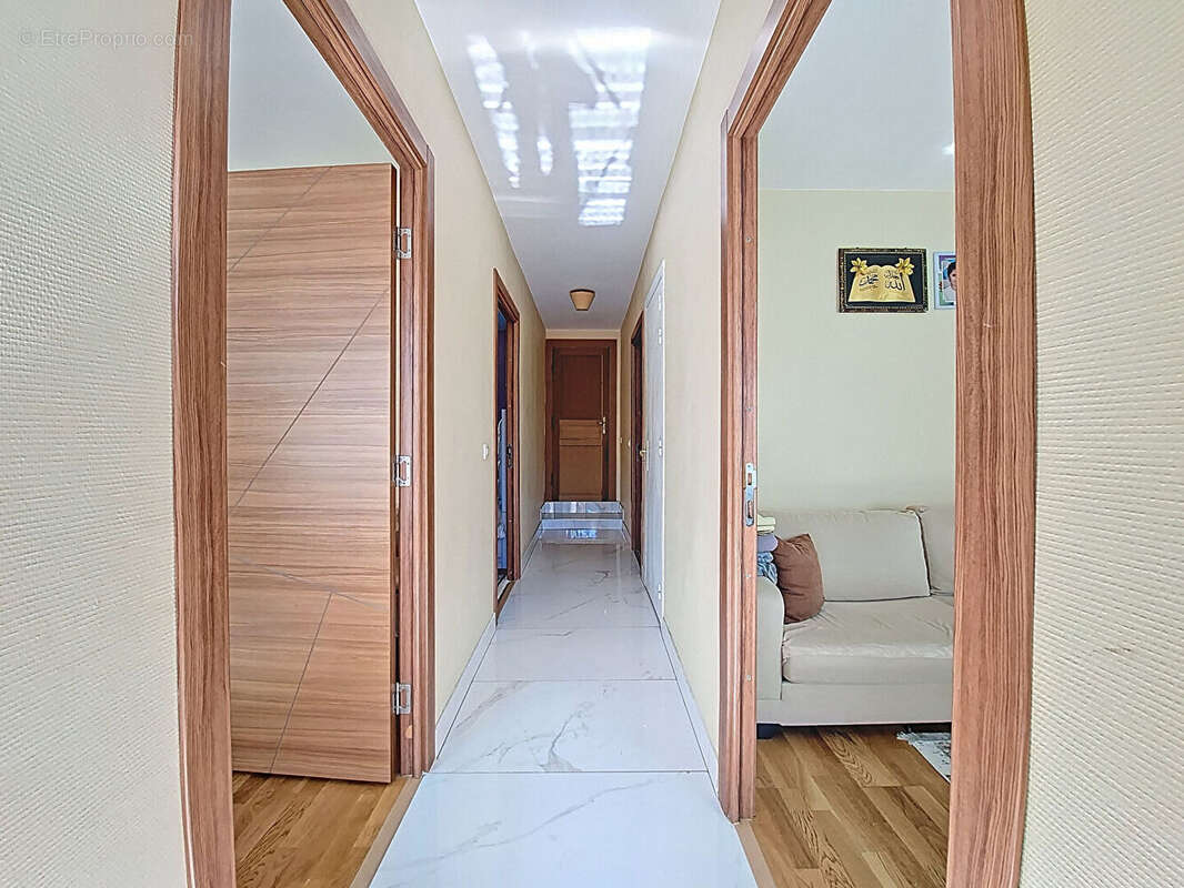 Maison à VILLENEUVE-SAINT-GEORGES