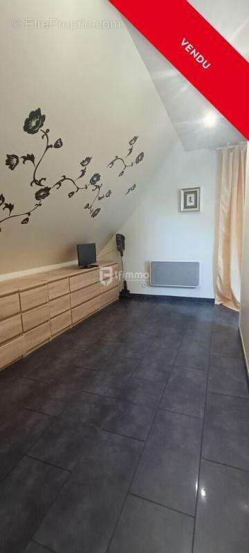 Maison à BOUCHY-SAINT-GENEST