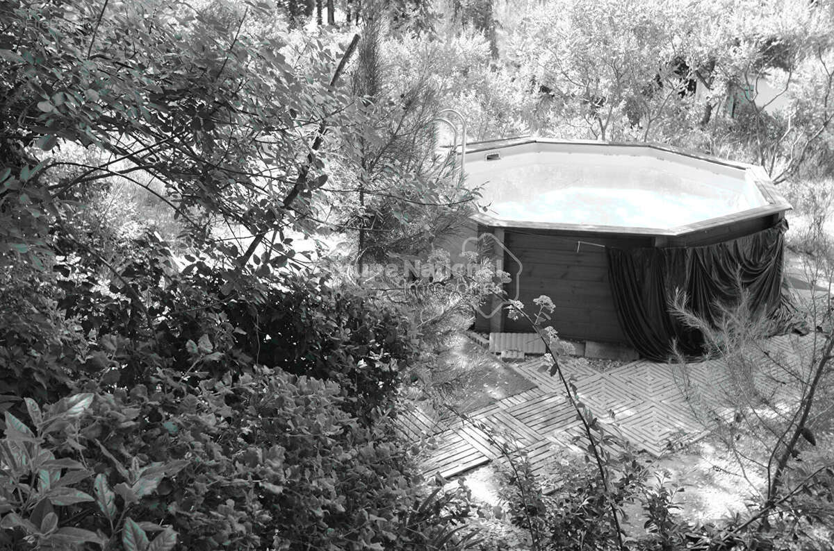 Maison à BESSE-SUR-ISSOLE