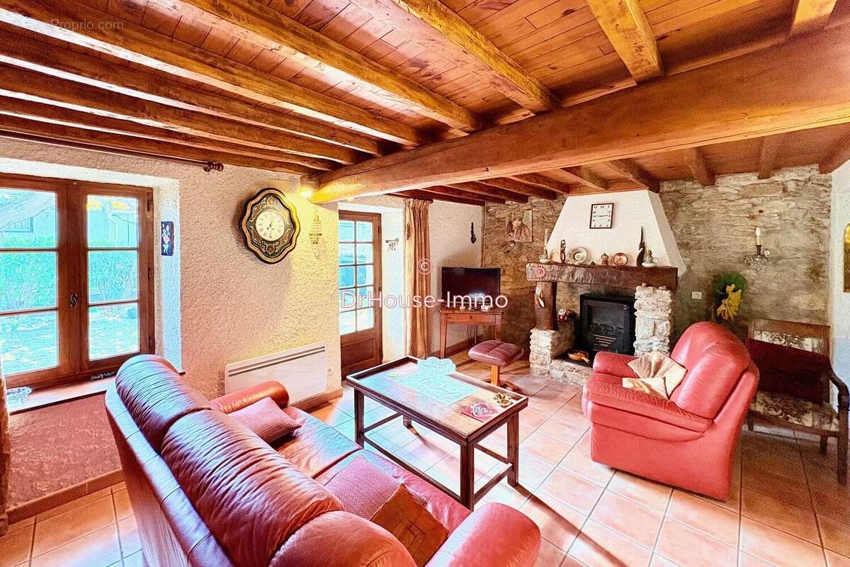 Maison à MOUSSOULENS