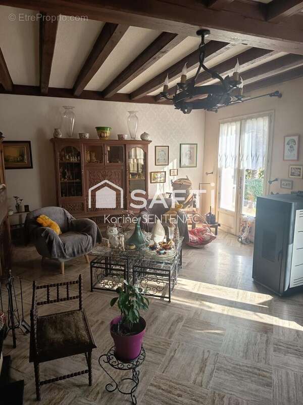 Maison 170 m² à Irais  - photo 7