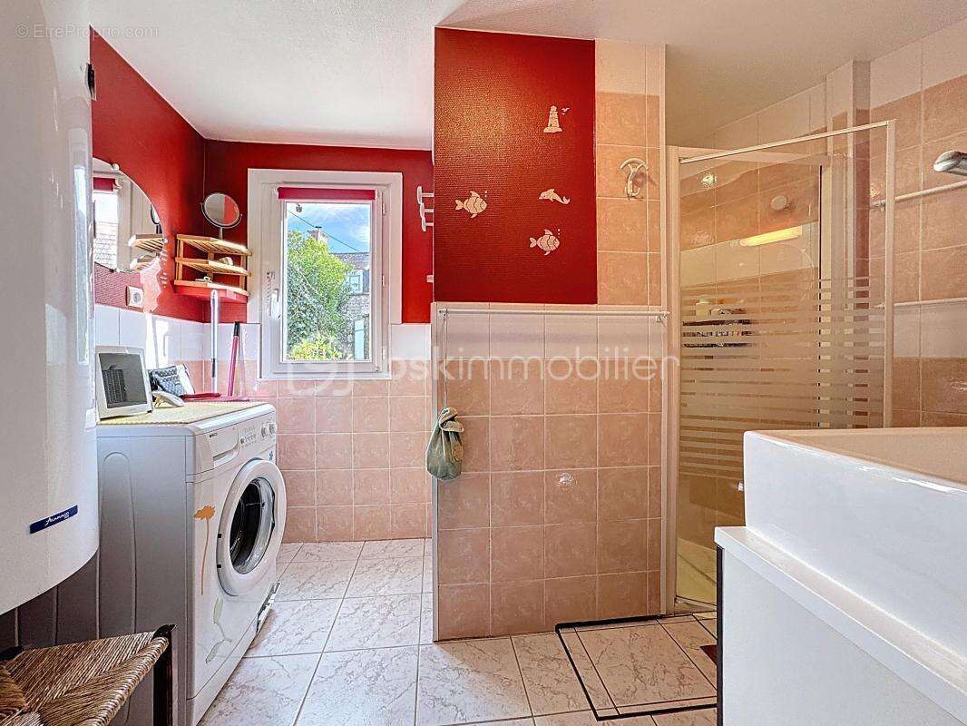 Maison à FERMANVILLE