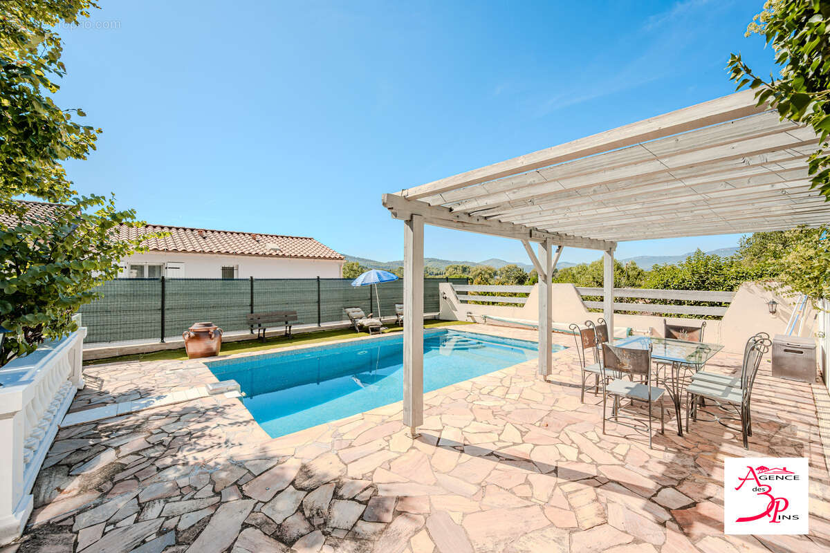 Maison à PIERREFEU-DU-VAR