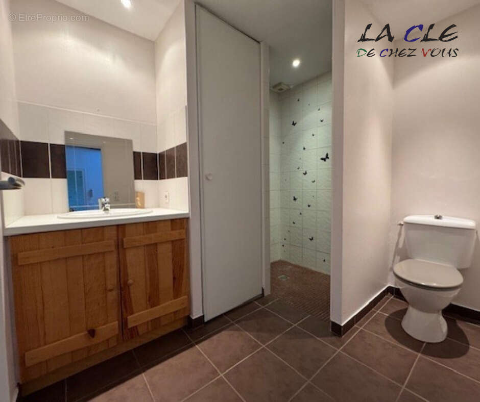 Maison à FAYE-SUR-ARDIN