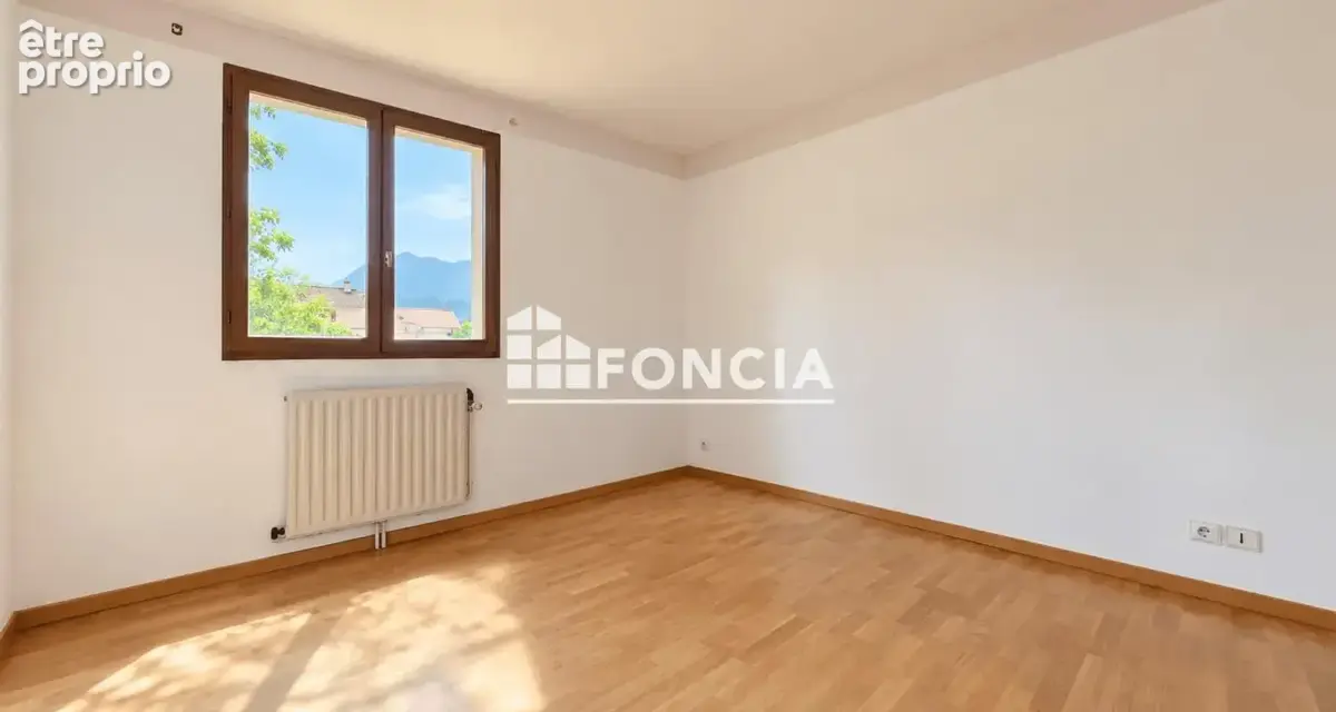  Grande maison familiale de 160 m² – 5 chambres, balcons et 2 garages - photo 9