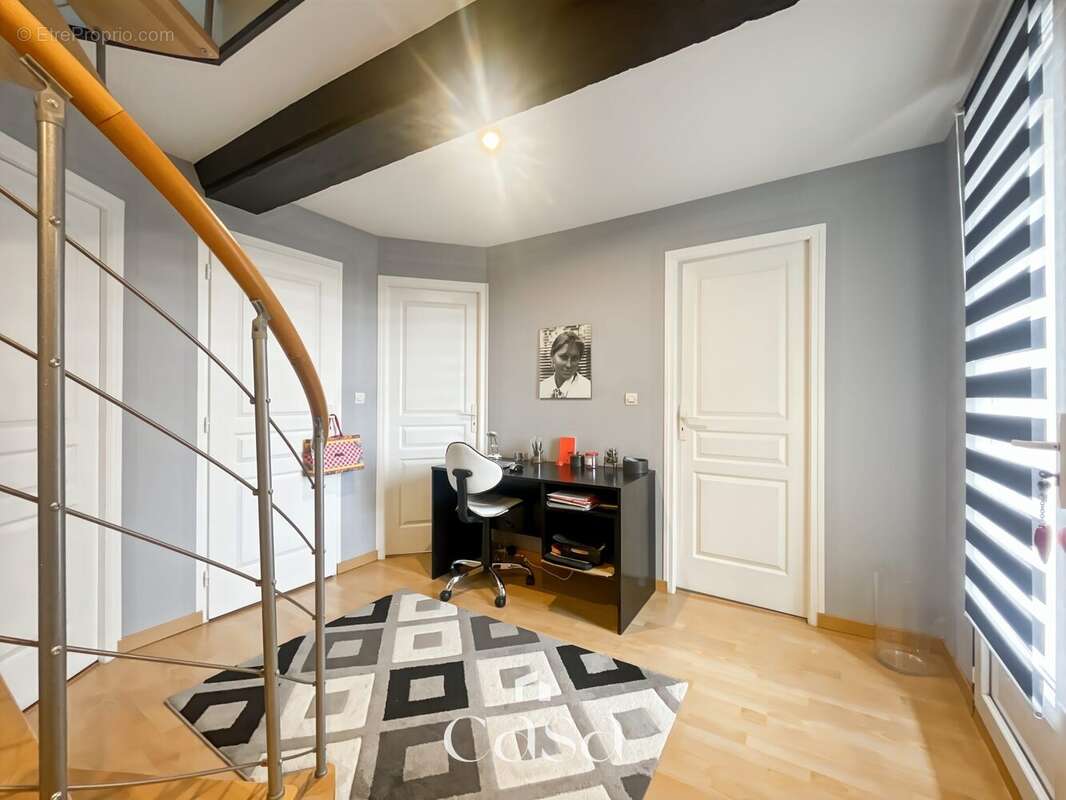 Maison 200 m² à Saint-Aubin-D'arquenay  - photo 9