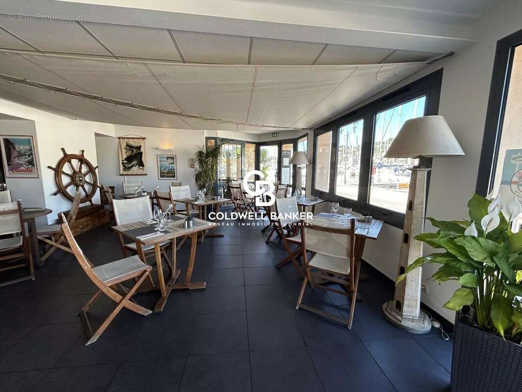 Commerce à SAINT-MANDRIER-SUR-MER