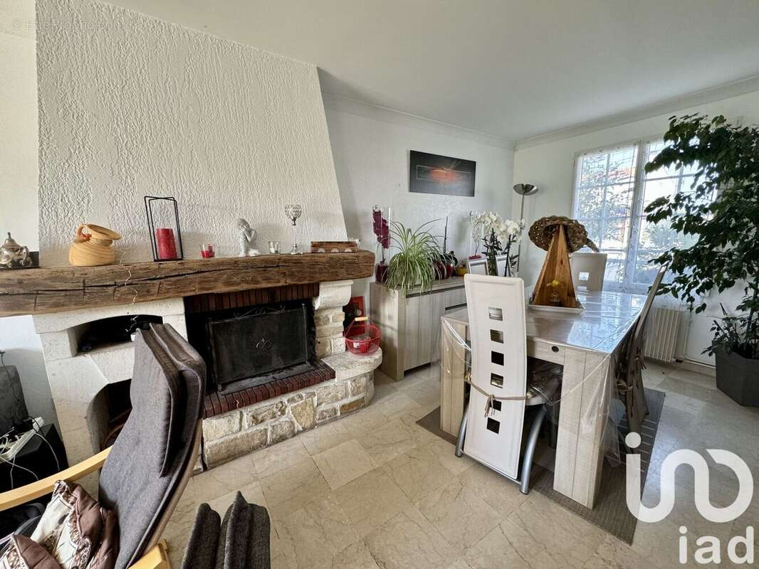 Photo 3 - Maison à GOND-PONTOUVRE