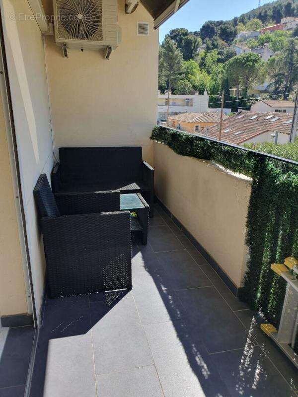 Appartement à MARSEILLE-11E