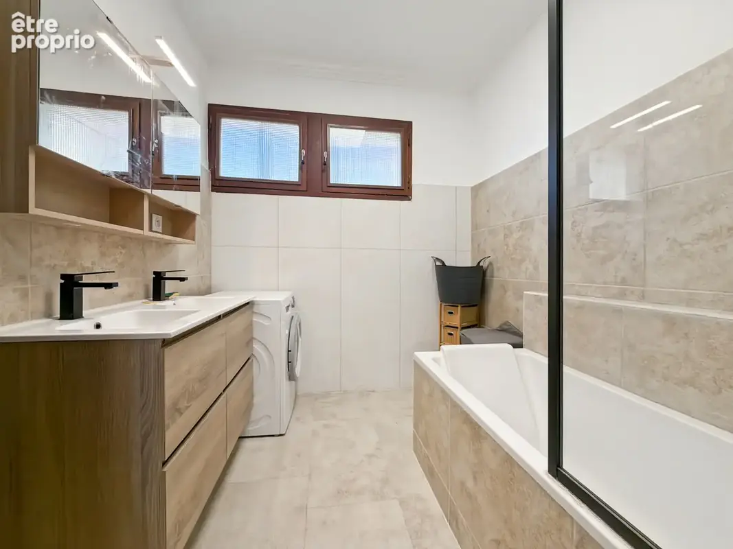 Maison 170 m2, 5 chambres, piscine, deux garages. - photo 15