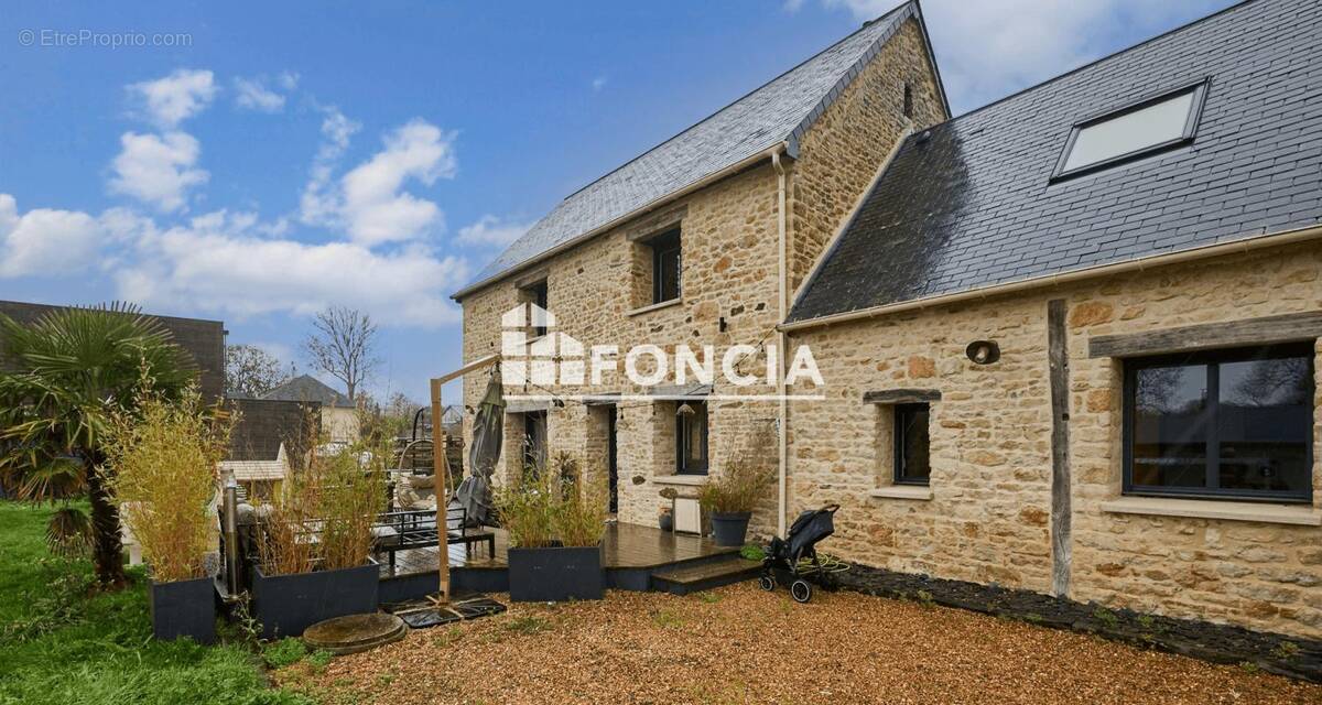 Maison à VACOGNES-NEUILLY