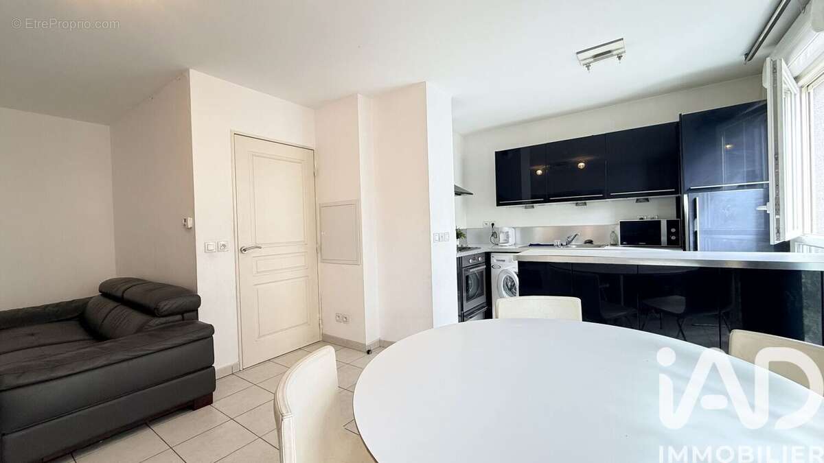 Photo 3 - Appartement à MARSEILLE-10E