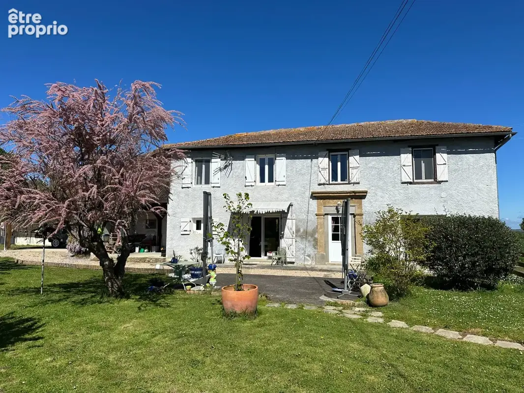Maison 4 pièces 106 m² · à Puntous · 106 m² · 198 000 €